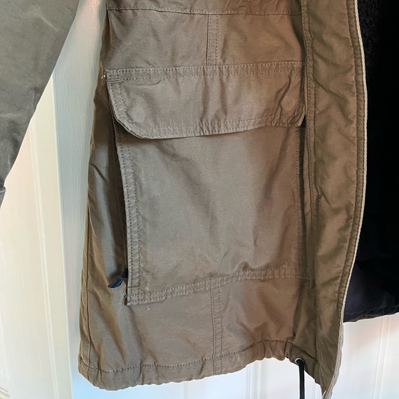 Eddie Bauer Winter Parka ❄️ - Picture 6 of 9